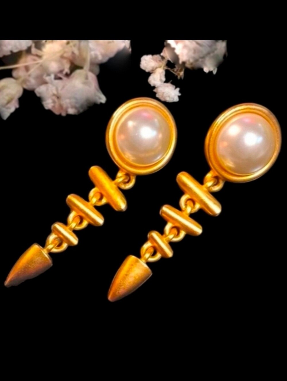 Vintage 1990s Napier Signed Pearl & Brushed Gold Tone Dangle Earrings